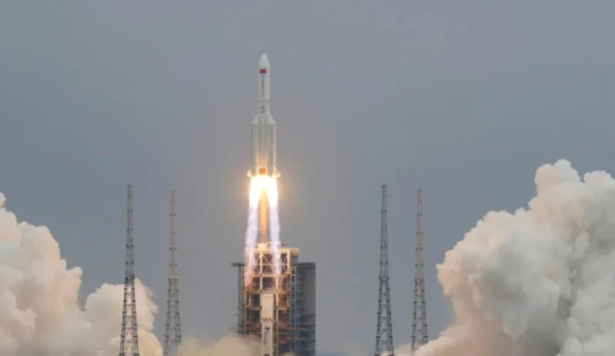 SpaceX’s Approved Rocket Debris Zone Raises Alarm in Pristine Hawaiian Waters