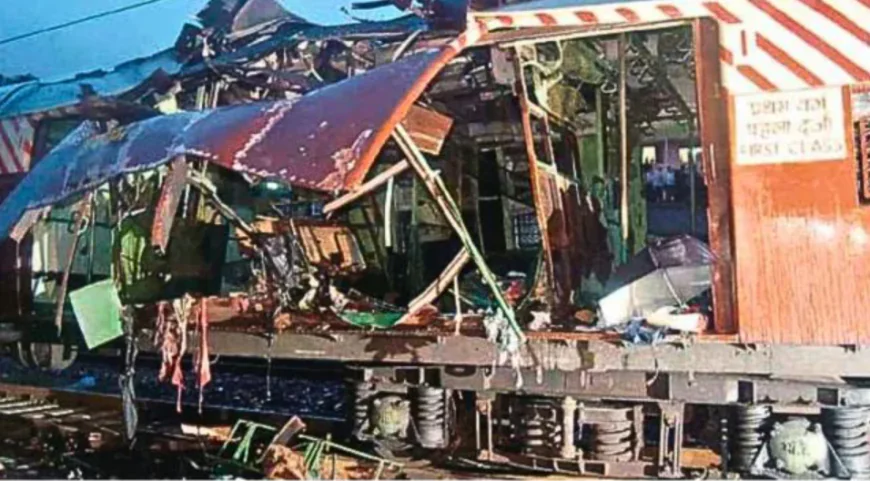 Bombay High Court Acquits All 12 in 2006 Mumbai Train Blasts Case