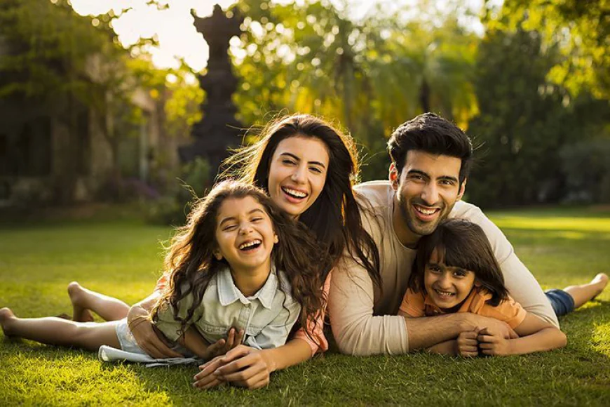 Parenting Beyond the Screen: Raising Mindful Kids in a Digital World