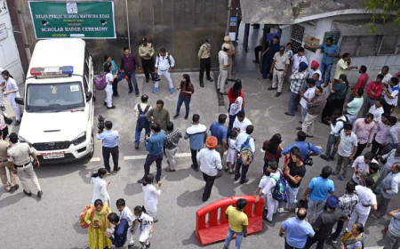 School Bomb Threats Cause Evacuation at DPS Dwarka, Modern Convent, and Shree Ram World School