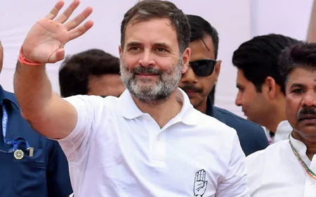 Crowds Turn Out for Rahul Gandhi's Voter Adhikar Yatra in Bihar Amid Political Heat