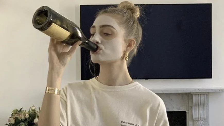 What ‘Girl Dinner’ and ‘Guy Skincare’ Say About Gender Online