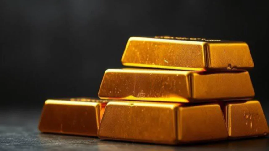 Gold Surges to Record ₹1.17 Lakh/10g on Safe-Haven Demand Amid US Shutdown Fears