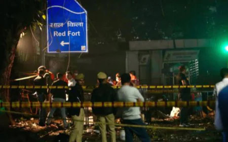 “Echoes of Fear in the Heart of Delhi — A City Confronts the Blast Near the Red Fort”