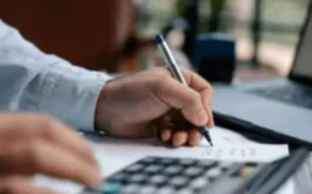 The Bengaluru Man Who Retired at 33: A Life of Simplicity Amid 100x Expenses sparks Online debate