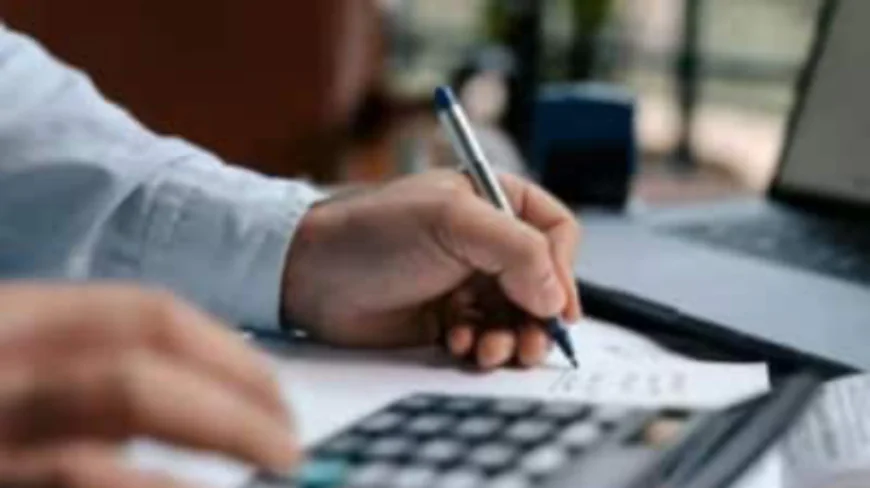 The Bengaluru Man Who Retired at 33: A Life of Simplicity Amid 100x Expenses sparks Online debate