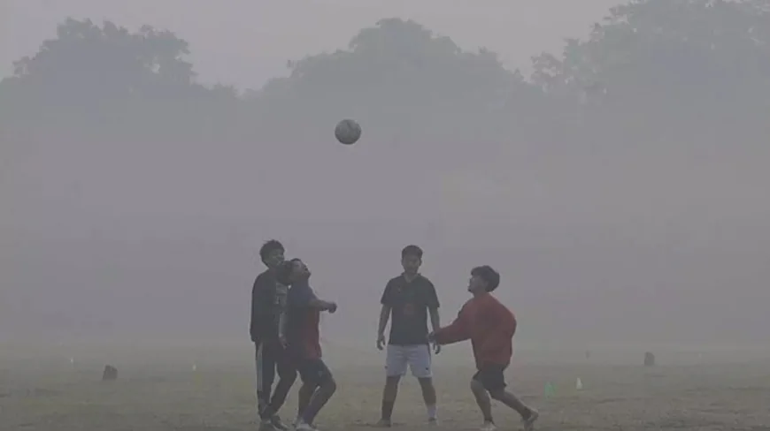 When the Air Becomes the Opponent: Outdoor Sports Put on Hold in Delhi NCR