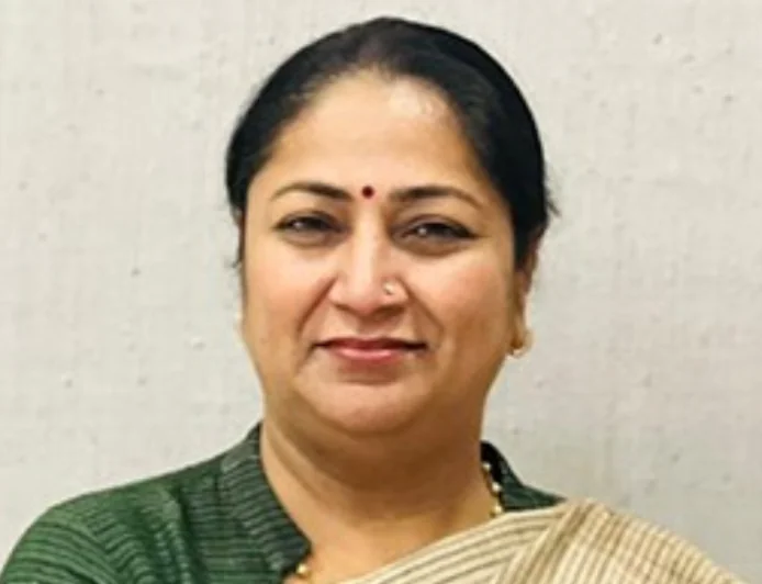 Delhi Marks First Anniversary with 500 New E-Buses, Unveils Strict Safety Framework After Fatal Accident